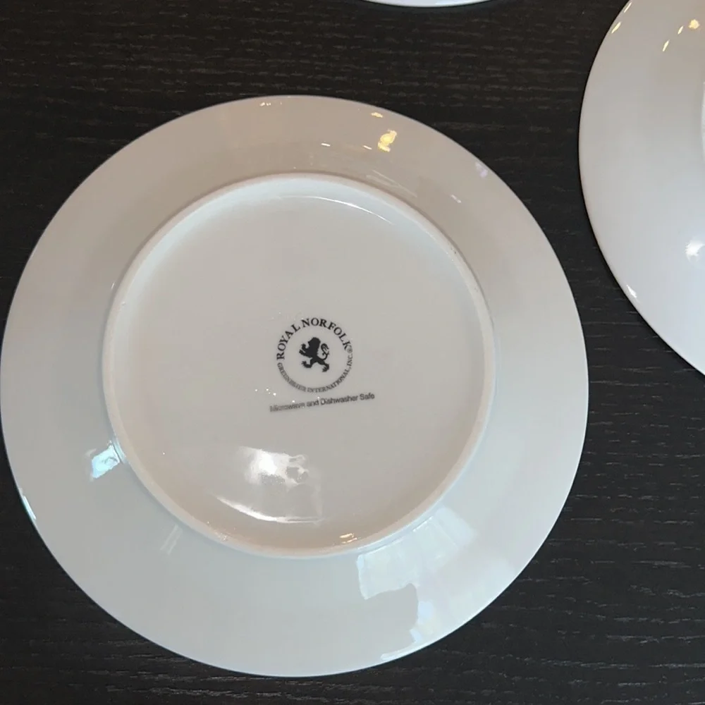 Royal Norfolk Lemon Dinner Plates
